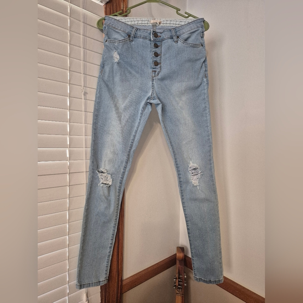ROXY Light Blue Distressed Jeans SIZE 28